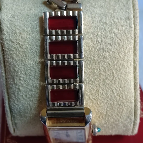 *SOLD* Ladies Cartier Gold-Tone Watch With 8 Garnet Panels VERY Old - Picture 8 of 14